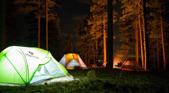 Online-Casino-Spiele in der Schweiz unterwegs beim Camping