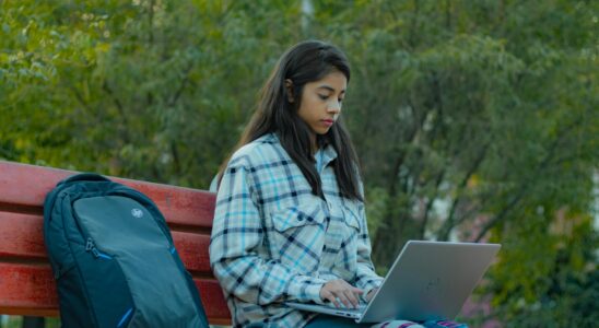 Wie man seriöse Ghostwriter für die Informatik-Masterarbeit findet